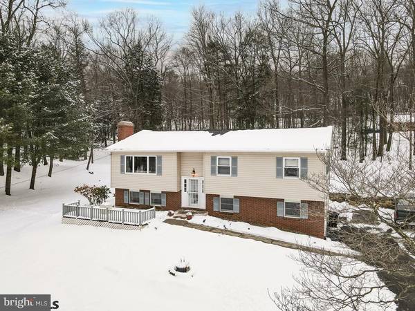 3882 BURKET RD, Tyrone, PA 16686