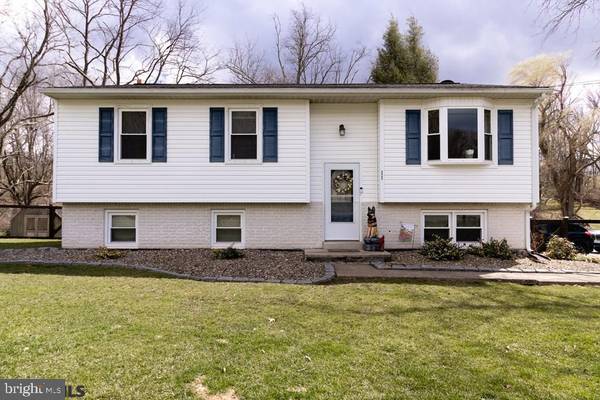 Port Matilda, PA 16870,11 BUCKHORN RD