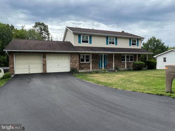 322 LEE DR, Tyrone, PA 16686