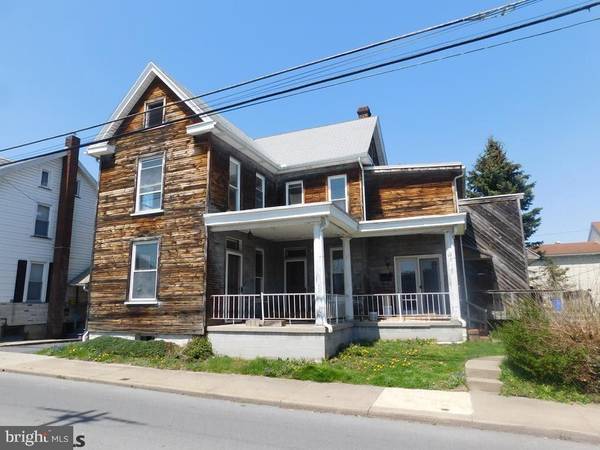 16 S PINE ST, Lewistown, PA 17044