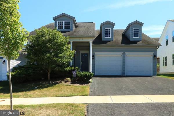 127 HONORS LN, State College, PA 16803