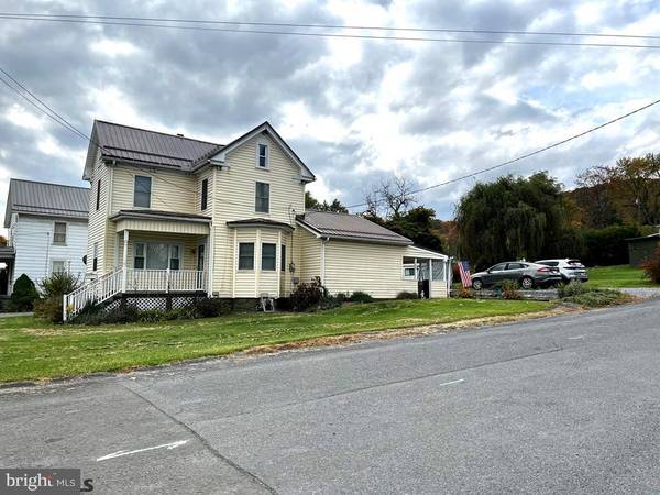 3207 S 2ND ST, Tyrone, PA 16686