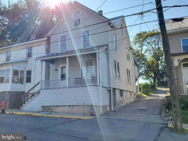 324 E HOWARD ST, Bellefonte, PA 16823