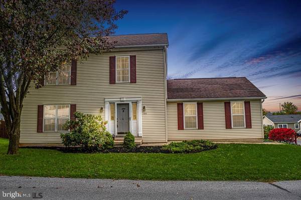 100 ROOSEVELT AVE, State College, PA 16801