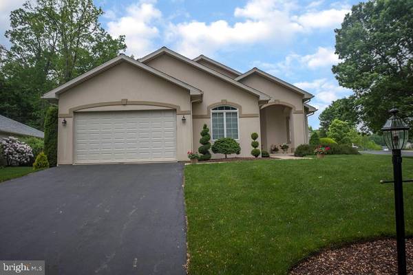 2499 HARVEST RIDGE DR, State College, PA 16803