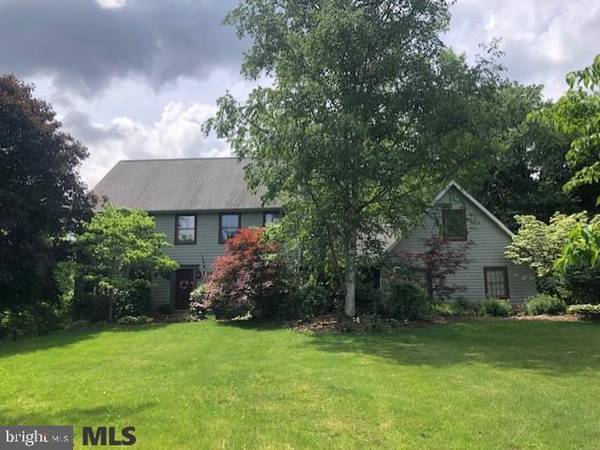 2616 SLEEPY HOLLOW DR, State College, PA 16803