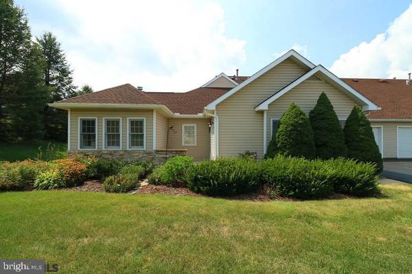 3301 SHELLERS BEND BND #943, State College, PA 16801