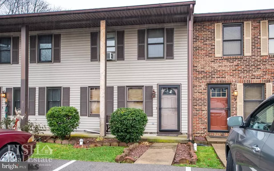 4 KADI DR, Mill Hall, PA 17751