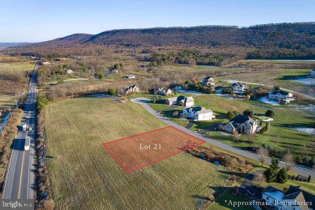 Boalsburg, PA 16828,139 ROUNDHILL RD