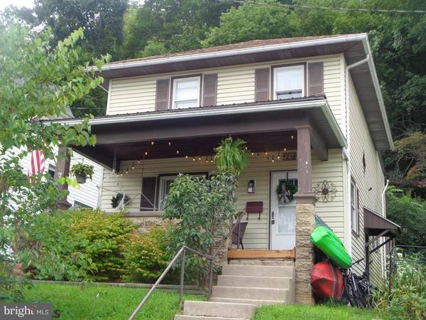 245 E 4TH ST, Lewistown, PA 17044