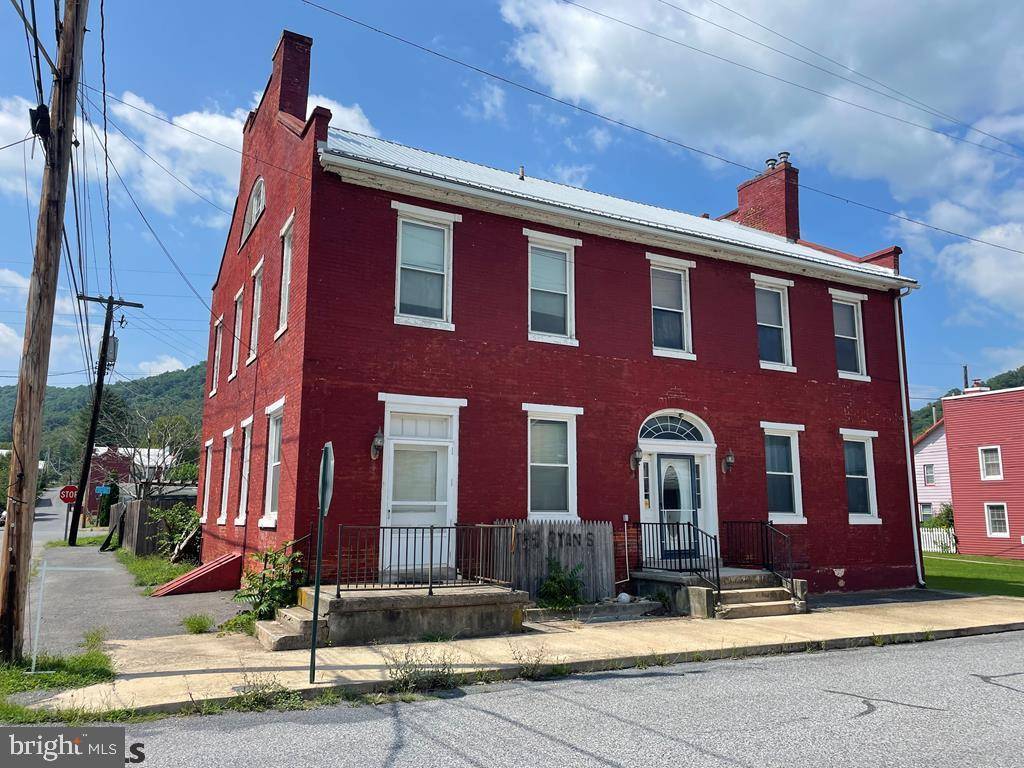 Mcveytown, PA 17051,21 N WATER ST