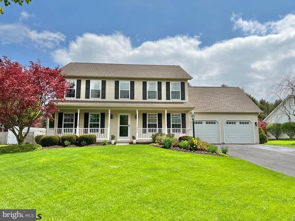 2068 PINE CLIFF RD, State College, PA 16801