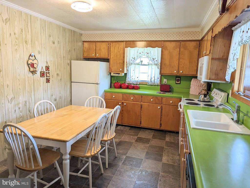 Grampian, PA 16838,485 MELODY LANE RD