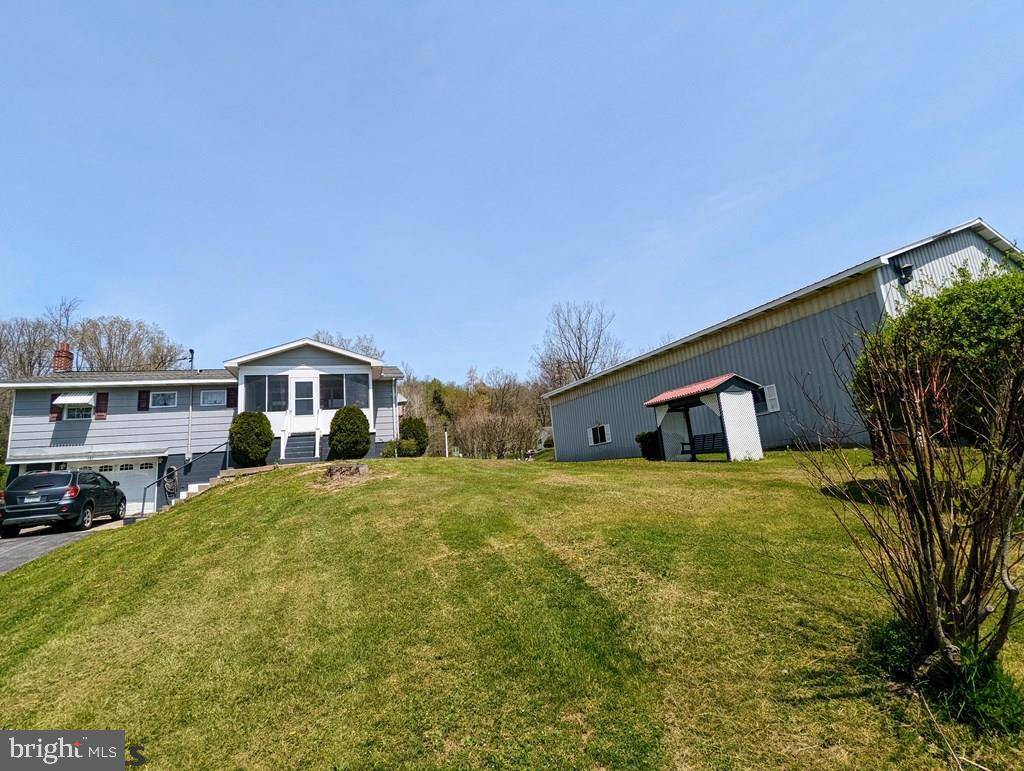 Grampian, PA 16838,485 MELODY LANE RD