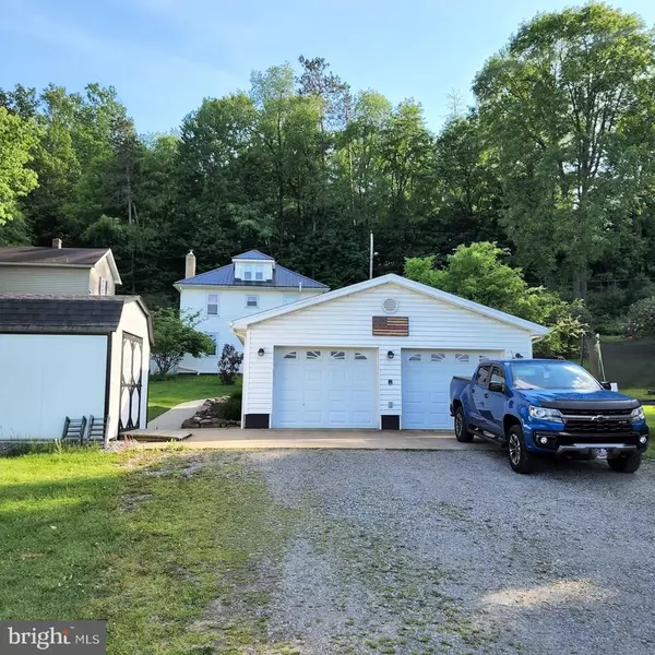 173 HALFMOON ST, Philipsburg, PA 16866