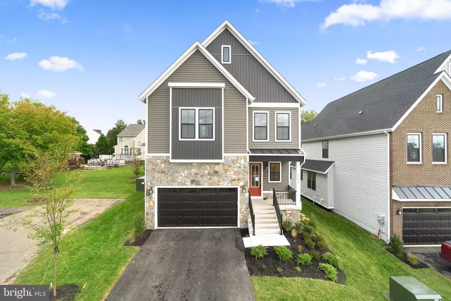 21458 MONT BLANC PL, Broadlands, VA 20148