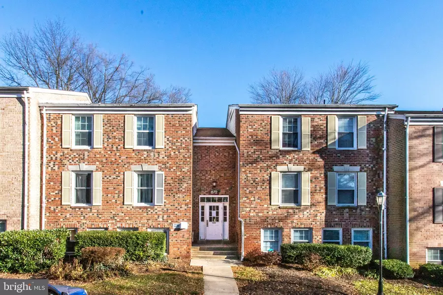 872 QUINCE ORCHARD BLVD #102, Gaithersburg, MD 20878