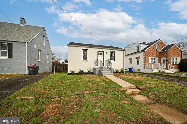 New Castle, DE 19720,304 3RD ST