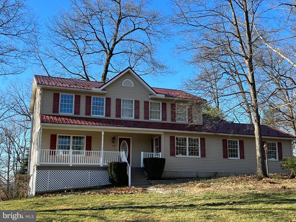 6107 GREENBRIAR LANE, Fayetteville, PA 17222