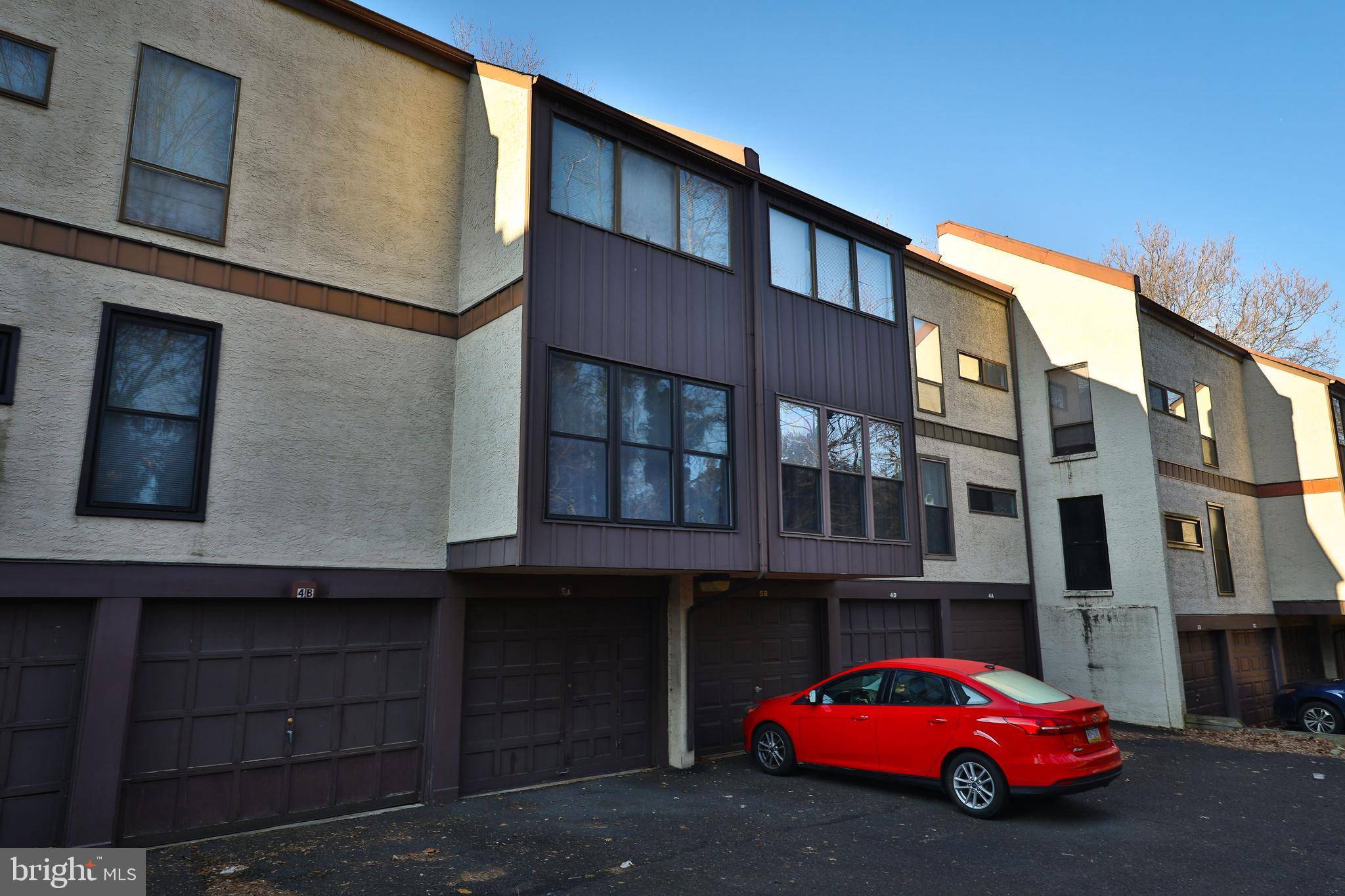 233 TOWNSHIP LINE RD #5-A, Elkins Park, PA 19027