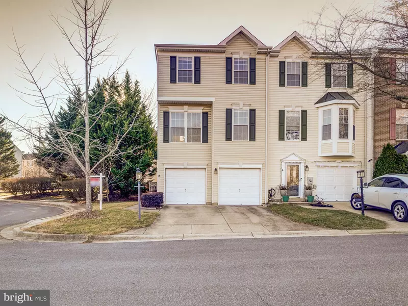 2 DIAMOND HILL CT, Germantown, MD 20874