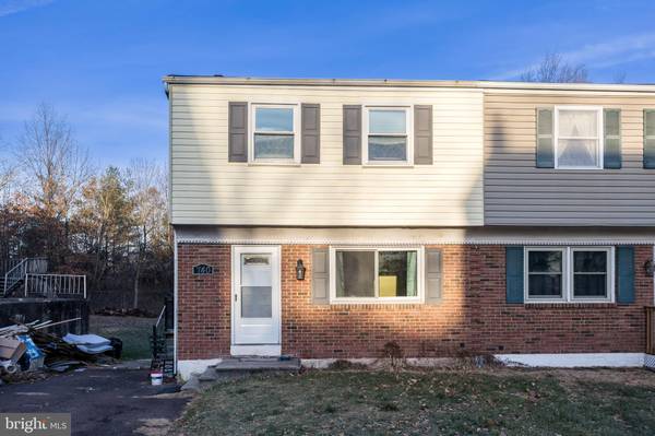 740 HOLLY DR, Pottstown, PA 19464