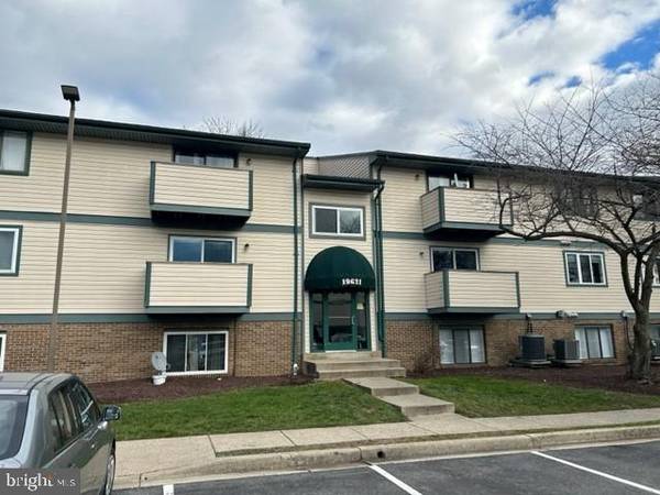 19621 GUNNERS BRANCH RD #812 (UNIT B), Germantown, MD 20876