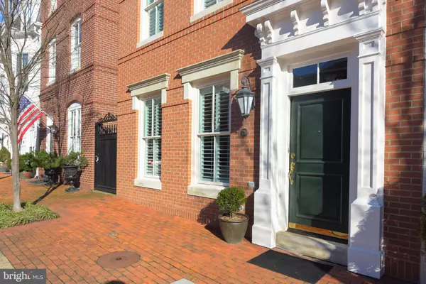 Alexandria, VA 22314,720 POTOMAC ST