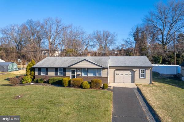 Feasterville Trevose, PA 19053,24 HEIGHTS LN