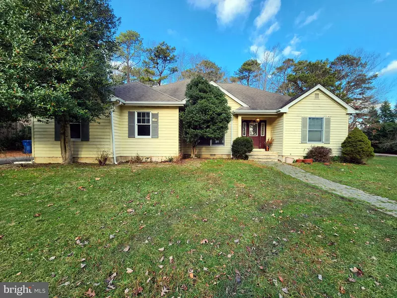 660 NUGENTOWN RD, Tuckerton, NJ 08087