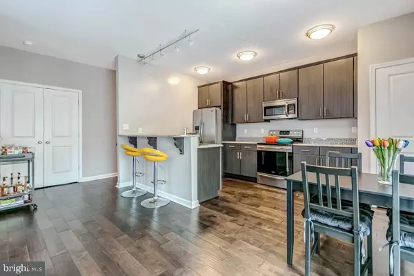 Washington, DC 20032,424 WOODCREST DR SE #424A