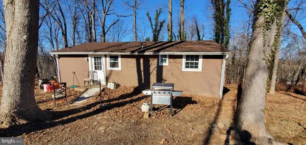 43 LOCUST GROVE RD, Front Royal, VA 22630