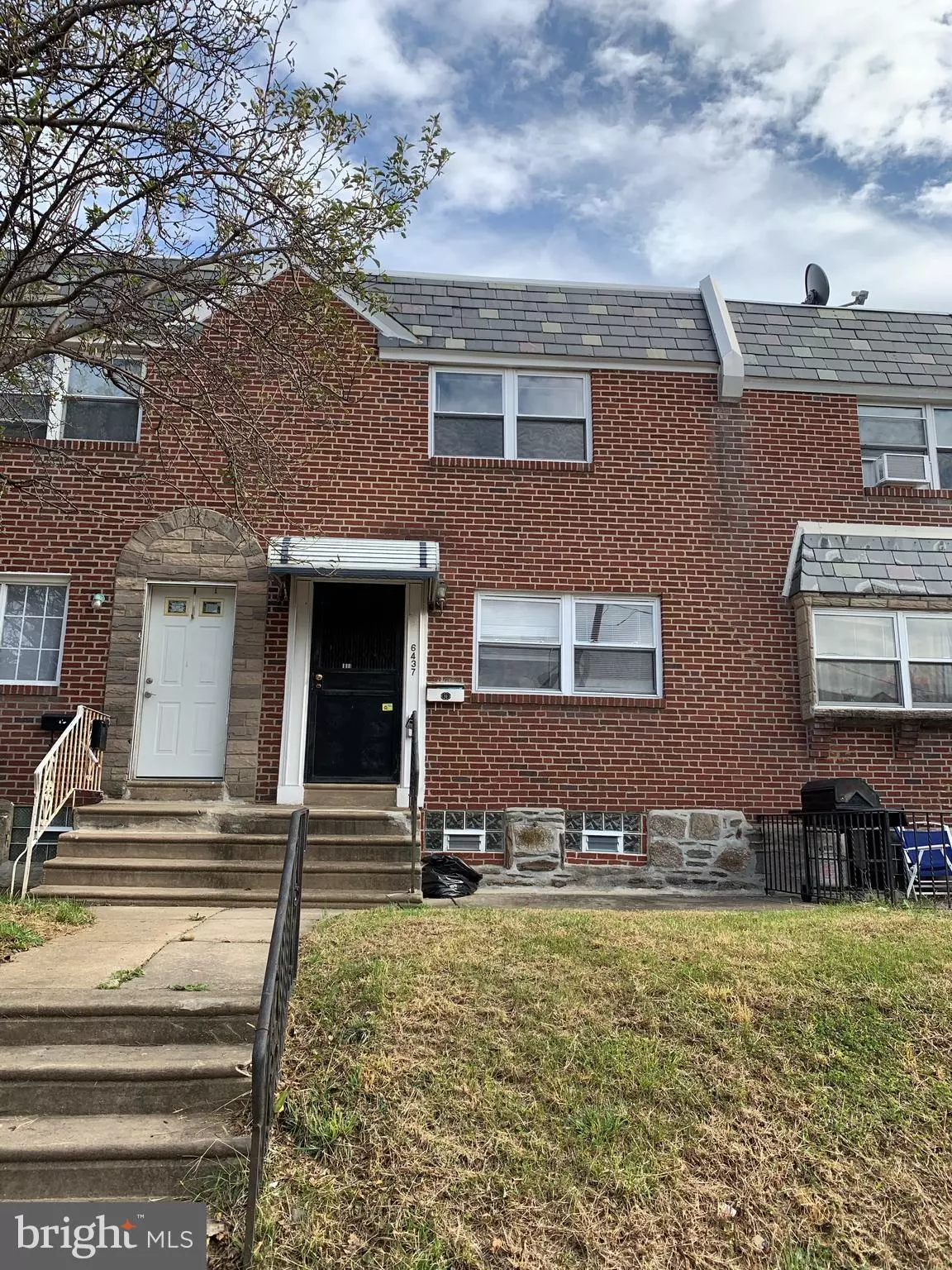 Philadelphia, PA 19149,6437 AKRON ST