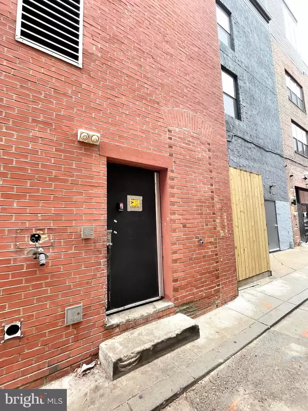 Philadelphia, PA 19147,600-2 S 9TH ST #BASEMENT UNIT