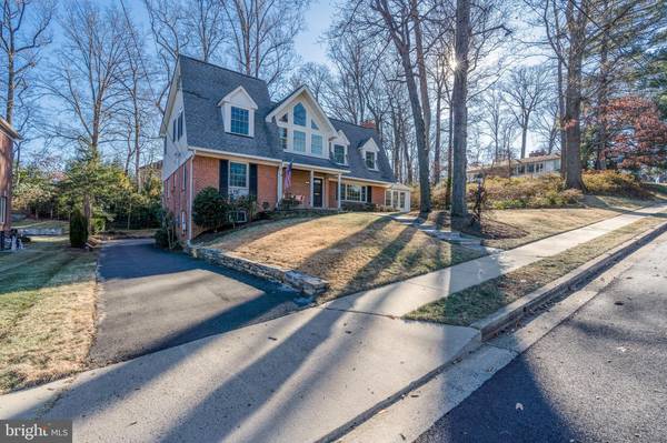 3433 N VENICE ST, Arlington, VA 22207