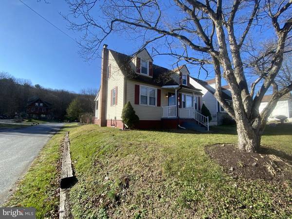 Pine Grove, PA 17963,87 WIDEAWAKE ST