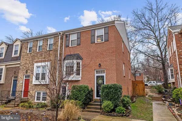 3806 BRIGHTON CT, Alexandria, VA 22305