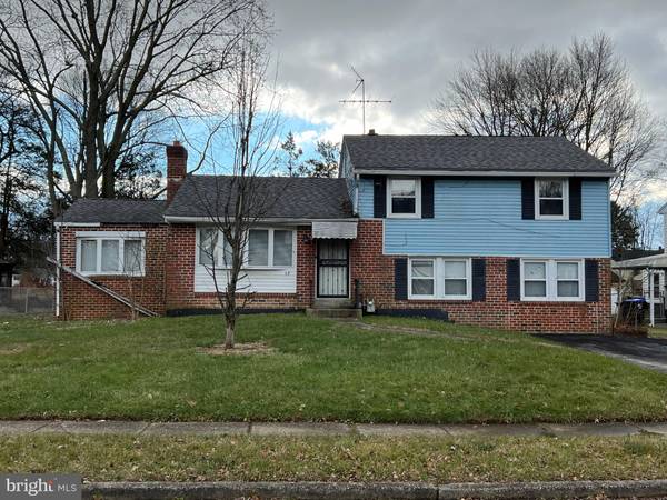 63 WILLERS RD, Aston, PA 19014