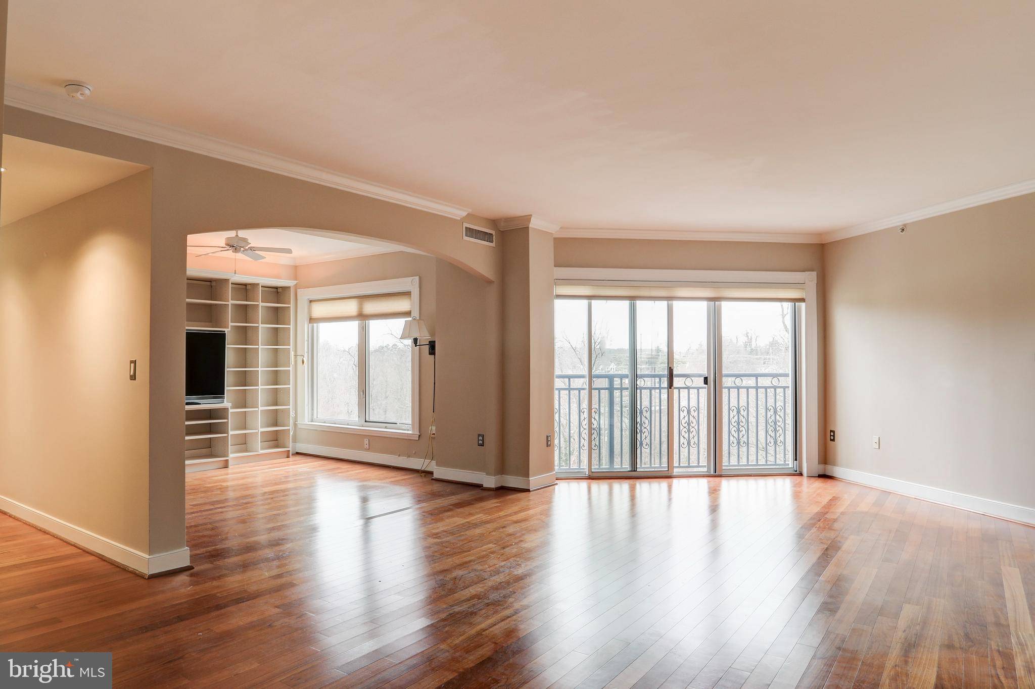 Annapolis, MD 21401,5 PARK PL #418