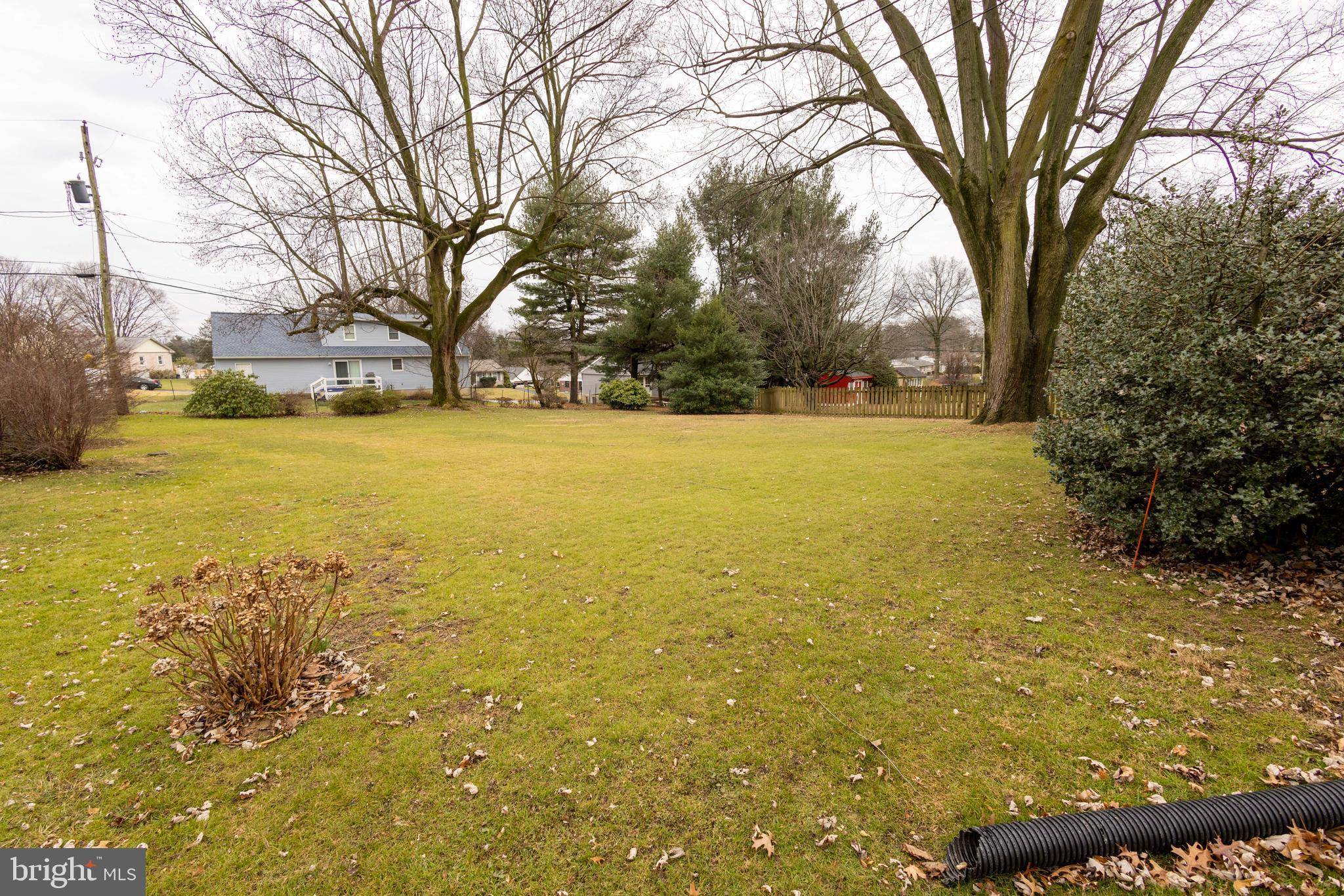 Lancaster, PA 17601,830 ROBIN RD