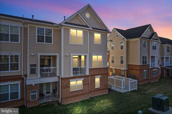 23235 MILLTOWN KNOLL SQ #101, Ashburn, VA 20148