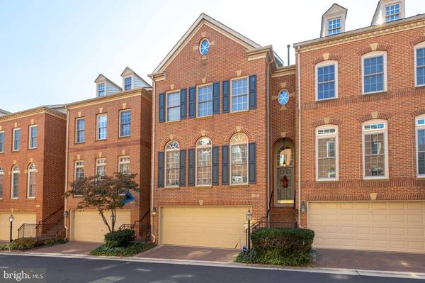 722 HAWKINS WAY, Alexandria, VA 22314