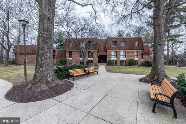 5237 W RUNNING BROOK RD #201, Columbia, MD 21044