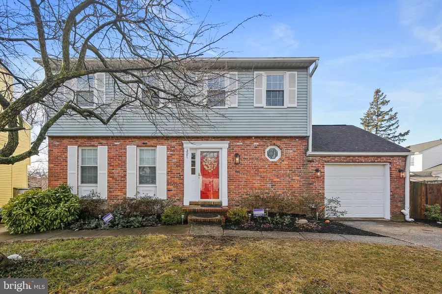 321 DOUBLE EAGLE DR, Linthicum Heights, MD 21090