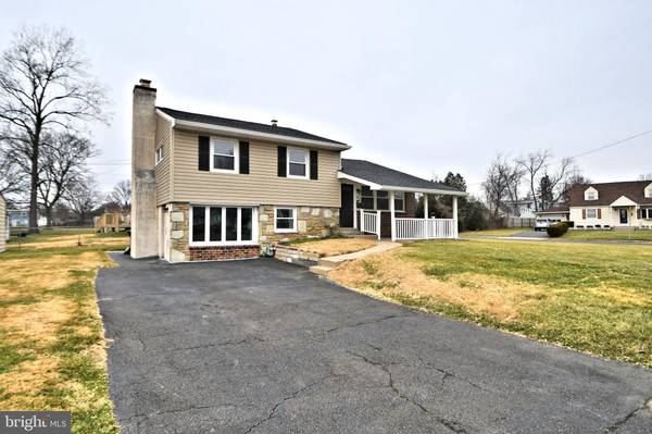 612 HIGH AVE, Hatboro, PA 19040