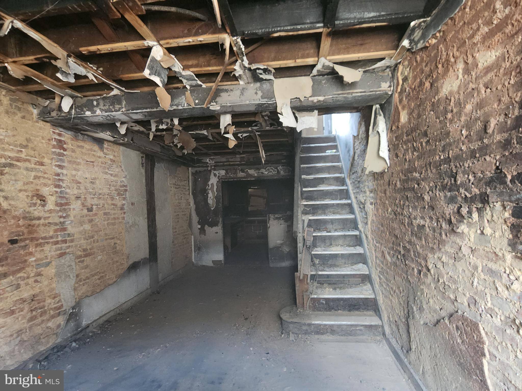 Baltimore, MD 21213,1826 N CHAPEL ST