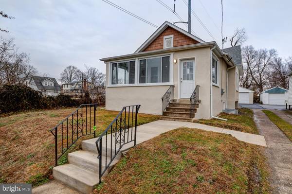 205 W COOKE AVE, Glenolden, PA 19036