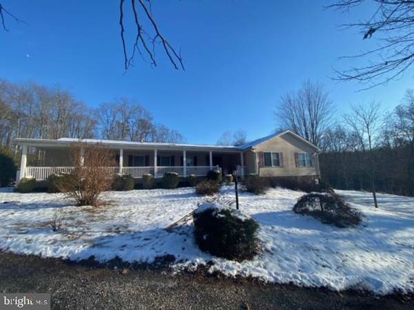 429 DARK HOLLOW RD, Shermans Dale, PA 17090