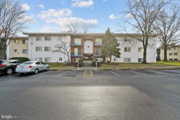 Beltsville, MD 20705,11316 CHERRY HILL RD #2-S10