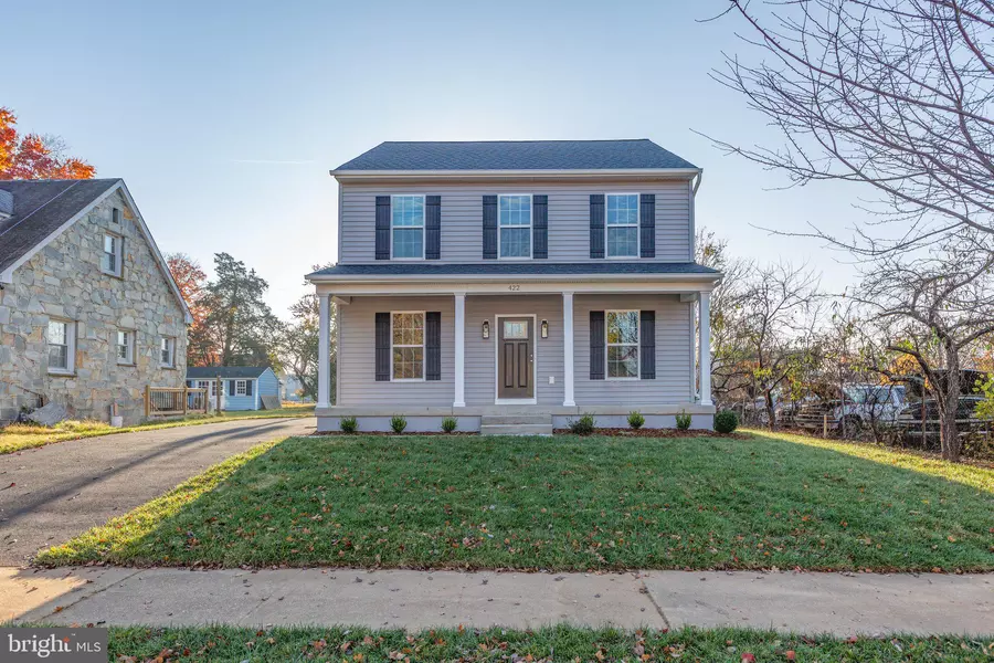 422 WOODFORD ST, Fredericksburg, VA 22401